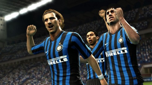 pes2012dp1_forlan