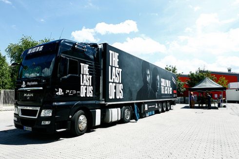 the-last-of-us-truck
