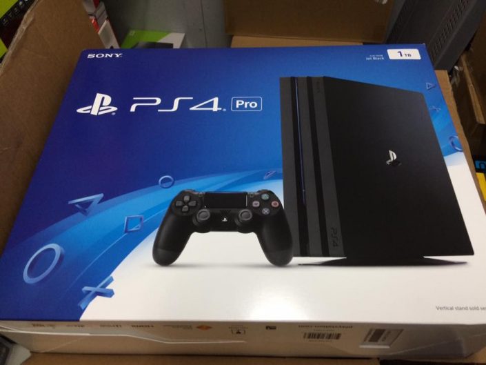 PS4 Pro erreicht den Handel – Fotos zeigen den Karton