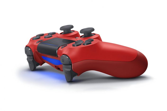 DualShock 4: Rote und blaue Versionen der 2016er Edition vorbestellbar