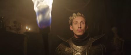 PlayStation 4: Der König schreitet im Werbeclip zur Tat