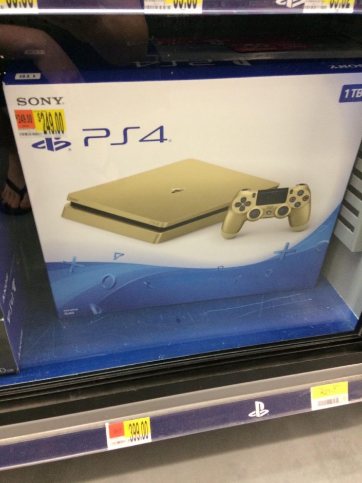PS4 Slim in Gold soll schon im Juni in den Handel kommen, inklusive Preissenkung?
