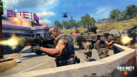 Activision: CoD Black Ops 4 Top, Destiny 2: Forsaken Flop