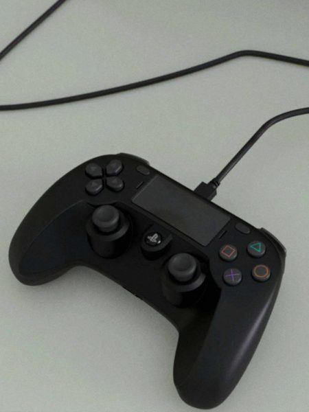 PS5: Weiteres Bild zeigt angeblichen DualShock 5-Controller mit Touchscreen (Update)