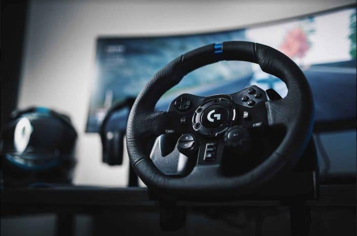 Logitech G923: Neues Rennlenkrad mit PS5-Support angekündigt